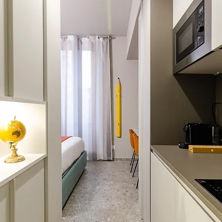 Design - Viale Umbria Apartment Milan
